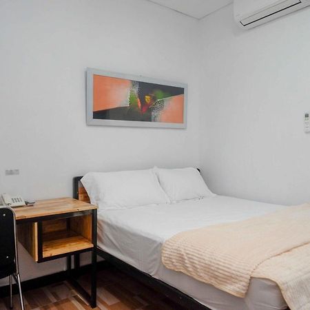 Reddoorz Plus Near Patung Kuda Undip Jatingaleh Esterno foto