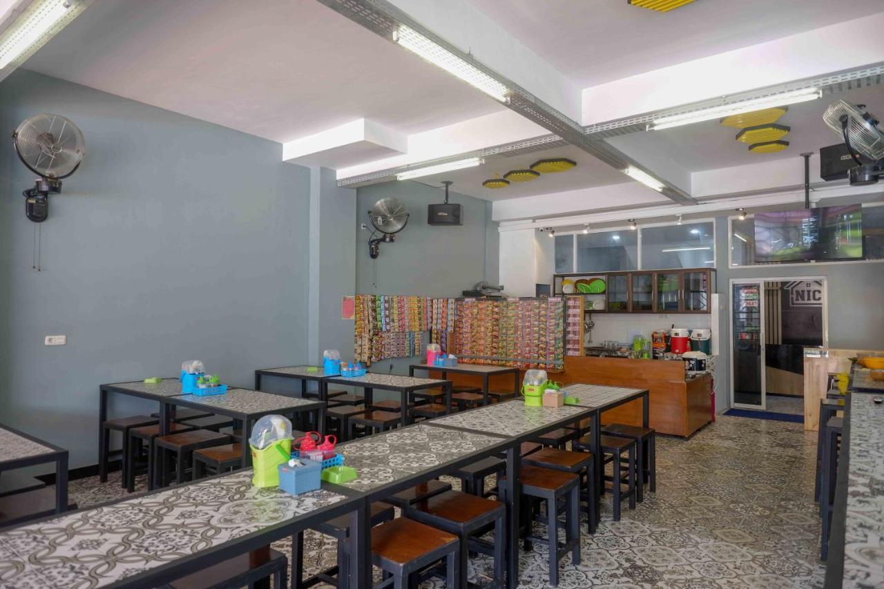 Reddoorz Plus Near Patung Kuda Undip Jatingaleh Esterno foto