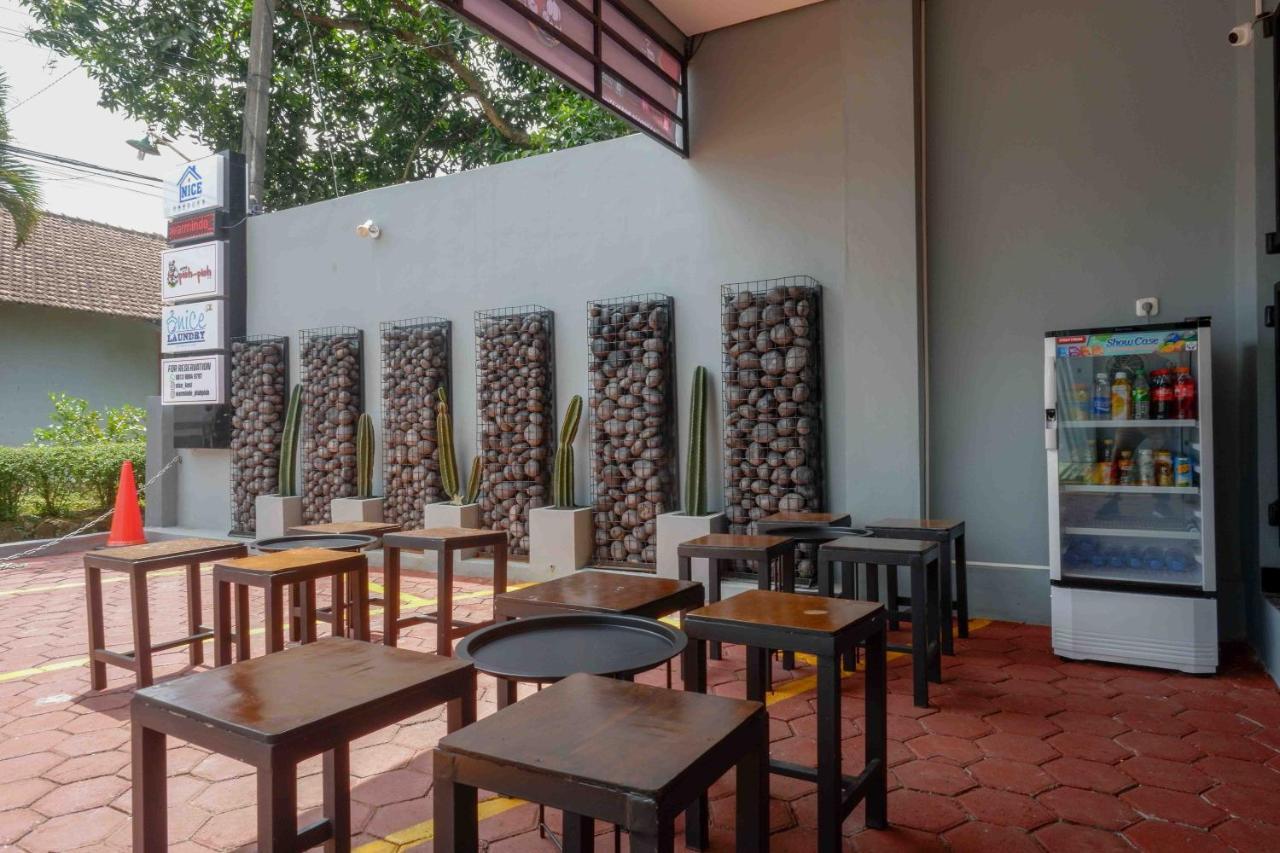 Reddoorz Plus Near Patung Kuda Undip Jatingaleh Esterno foto