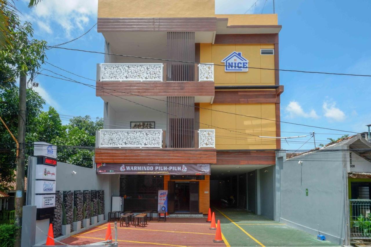 Reddoorz Plus Near Patung Kuda Undip Jatingaleh Esterno foto
