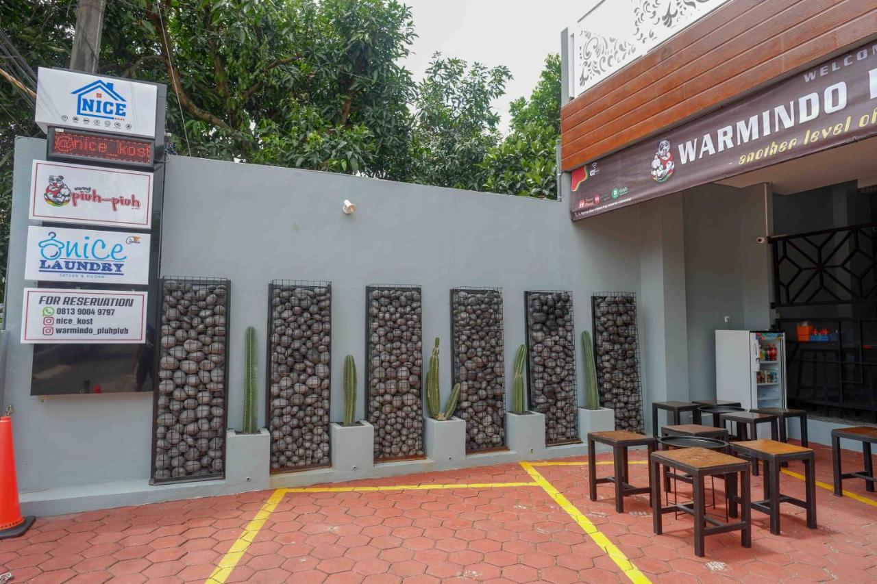 Reddoorz Plus Near Patung Kuda Undip Jatingaleh Esterno foto